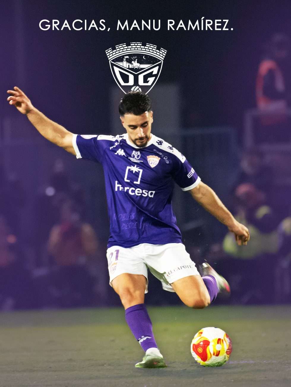 Manu Rodríguez con la camiseta del CD Guadalajara